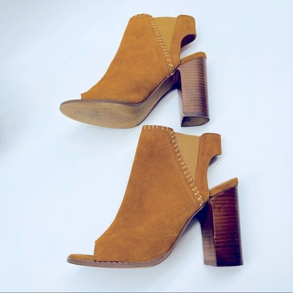 UO Urban Outfitters UO Brown Suede PeepToe Ankle Booties Size 8 - Picture 4 of 15